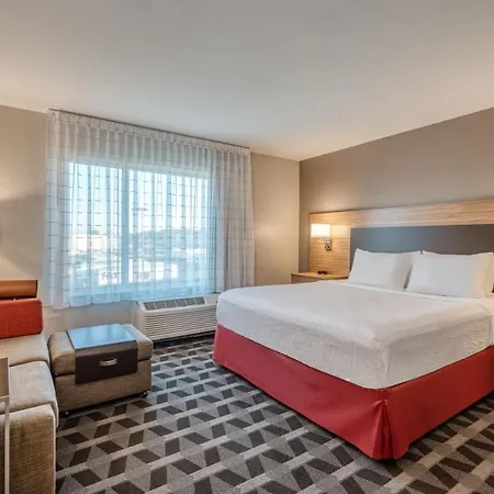 Towneplace Suites By Marriott Indianapolis Airport Exterior photo